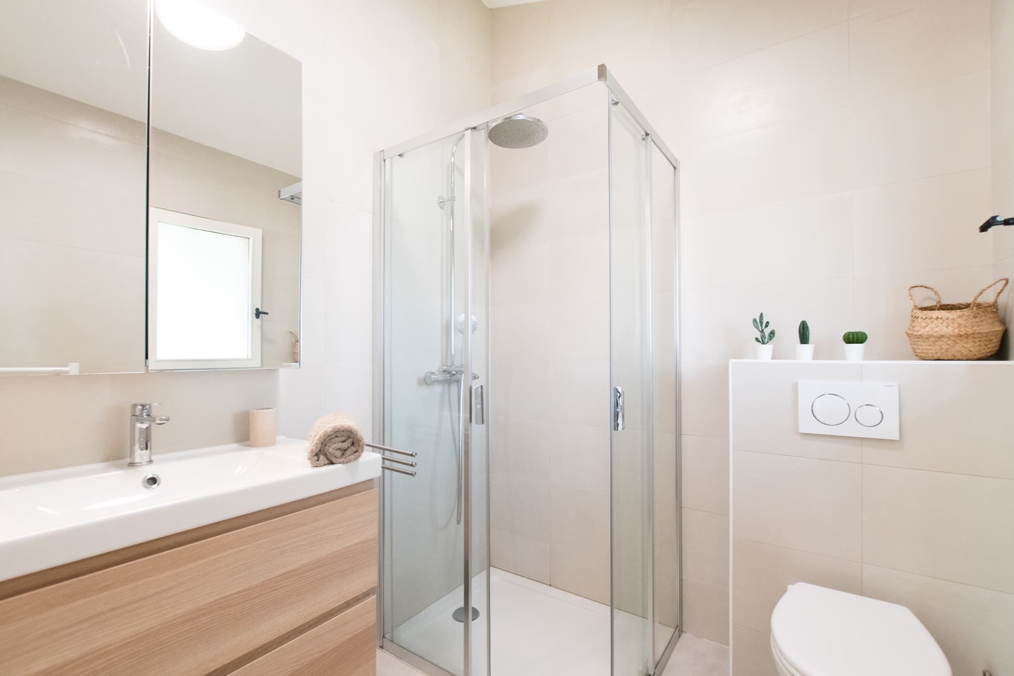 Badezimmer — Ansicht 1, La Gemmerie